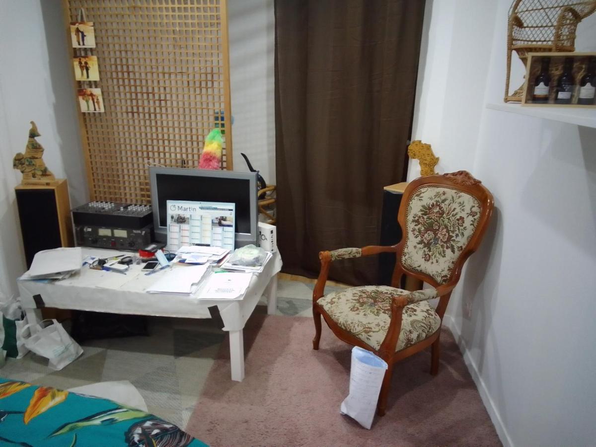 Chambre Chez L'Habitant Saint-Pierre-le-Moûtier Kültér fotó